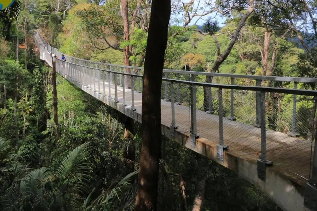 Holiday home Cheerful 6Br Town House @ Geortown For 5-14Pax By Cohans George Town